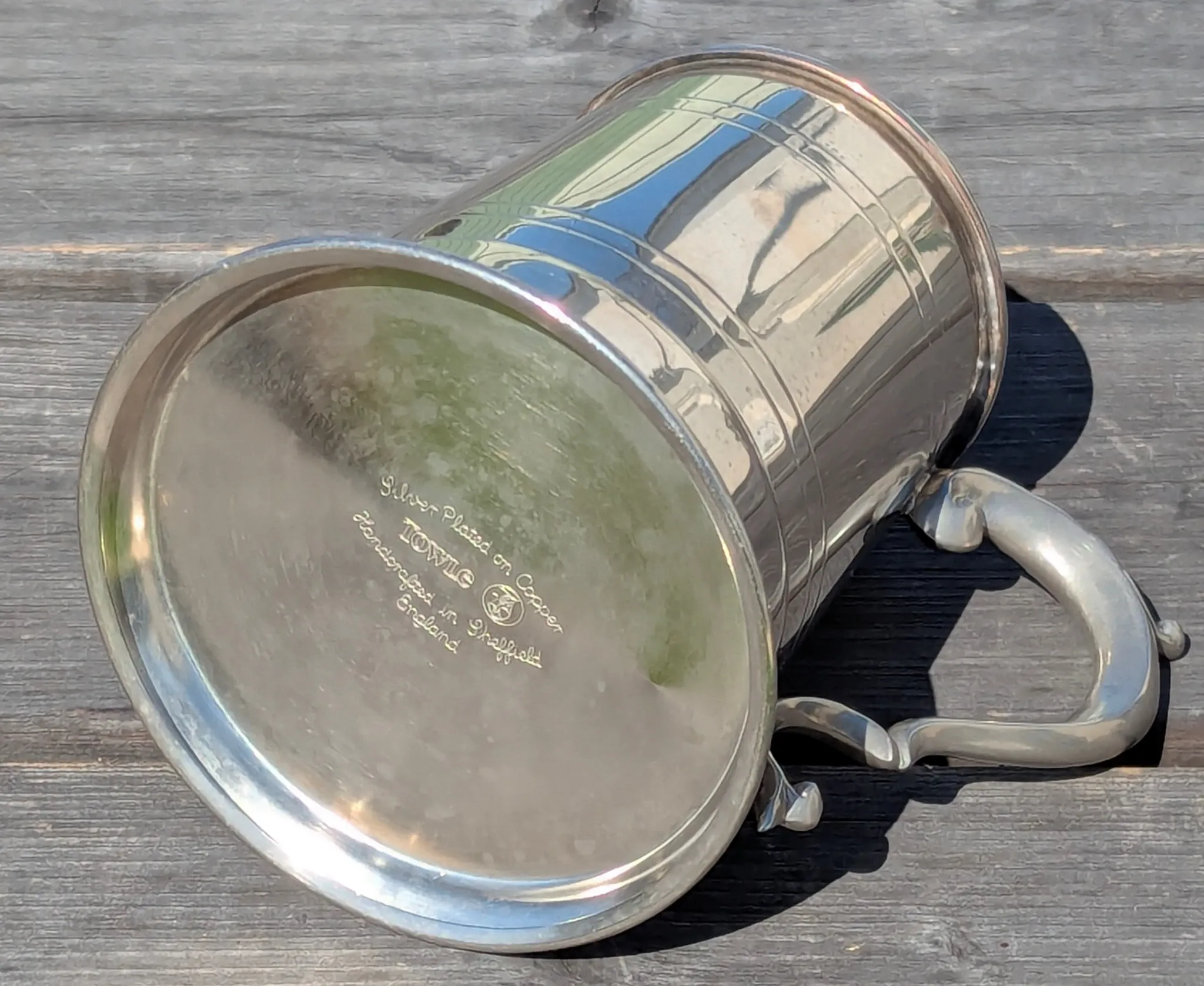 Half-pint beer tankard, silver-plated copper, handle, England, pub.