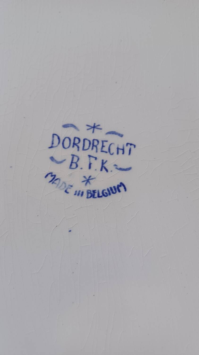 Dordrecht BFK serving dish