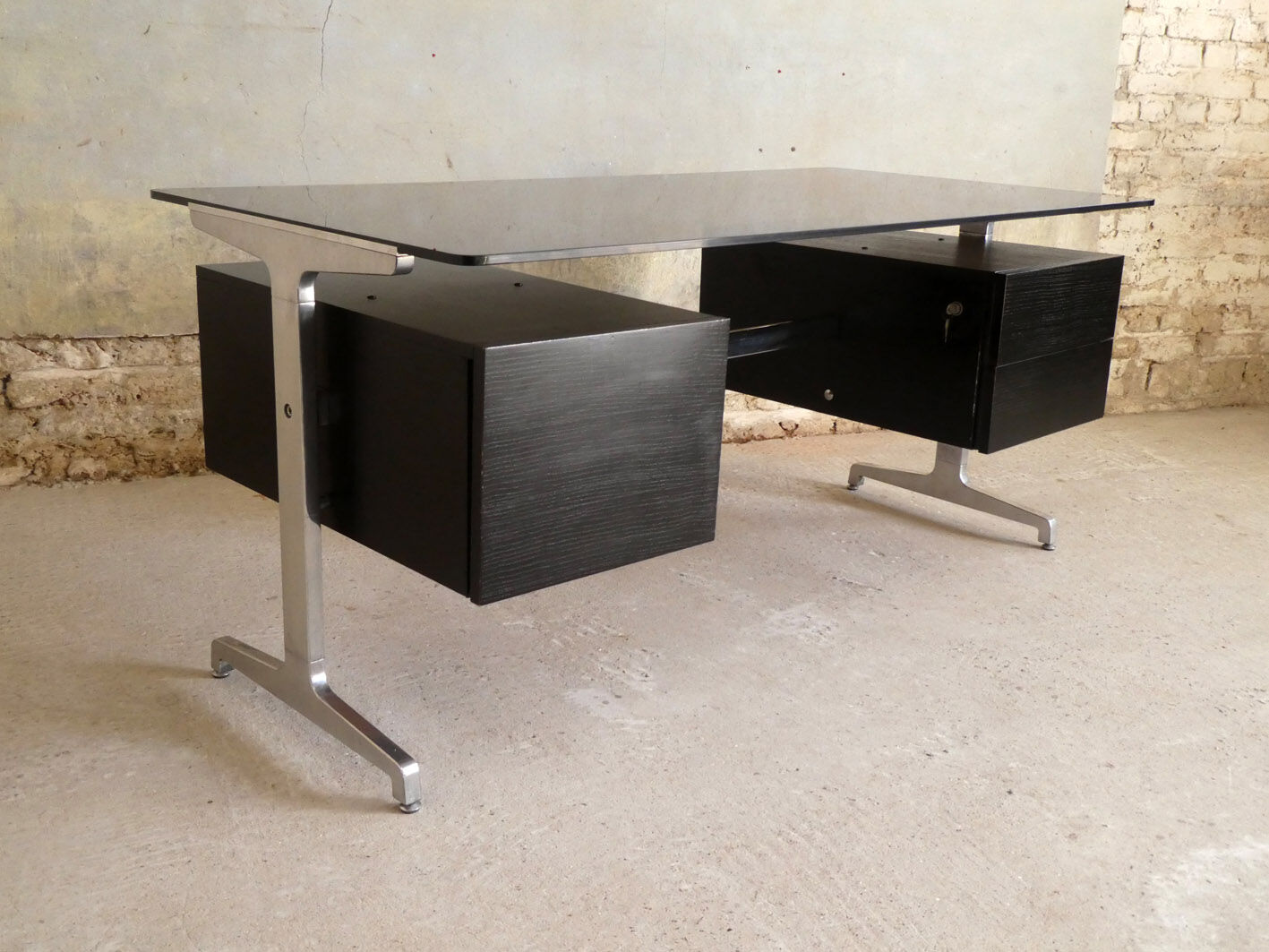 Vintage office of Etienne Fermigier, 1970