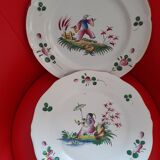 Set de 2 assiettes faîencerie de l' est décor main japonisant.