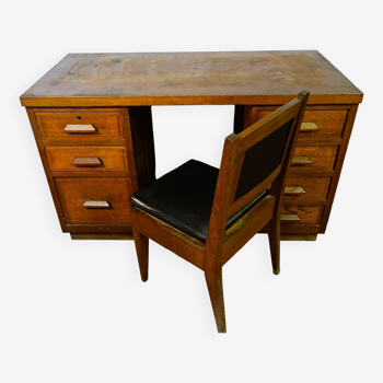 Art Nouveau oak desk and chair