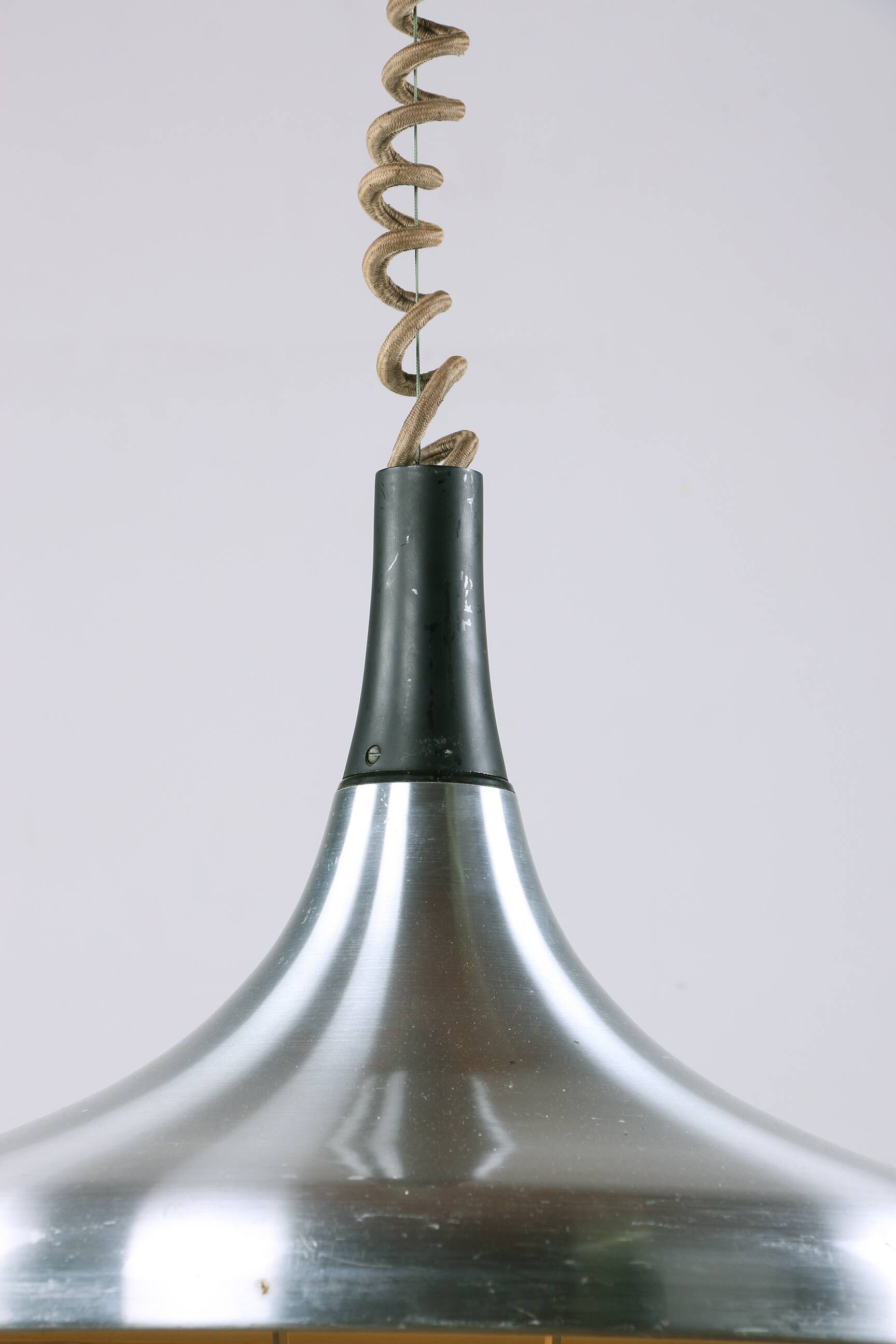 Large German pendant light in chrome metal, Tulip model by Erco 1960.