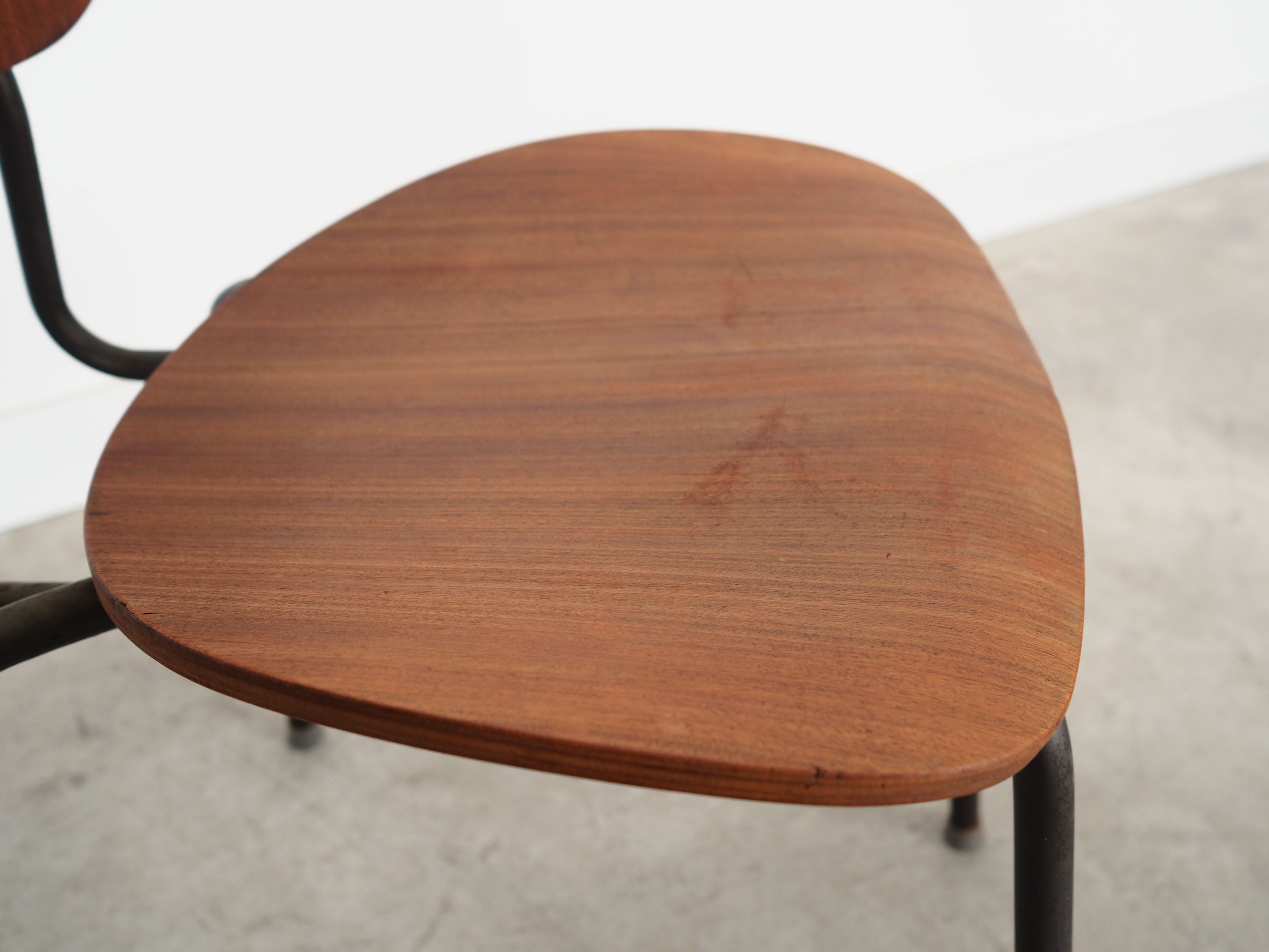 Chaise en teck, design danois, années 1960, production: Danemark