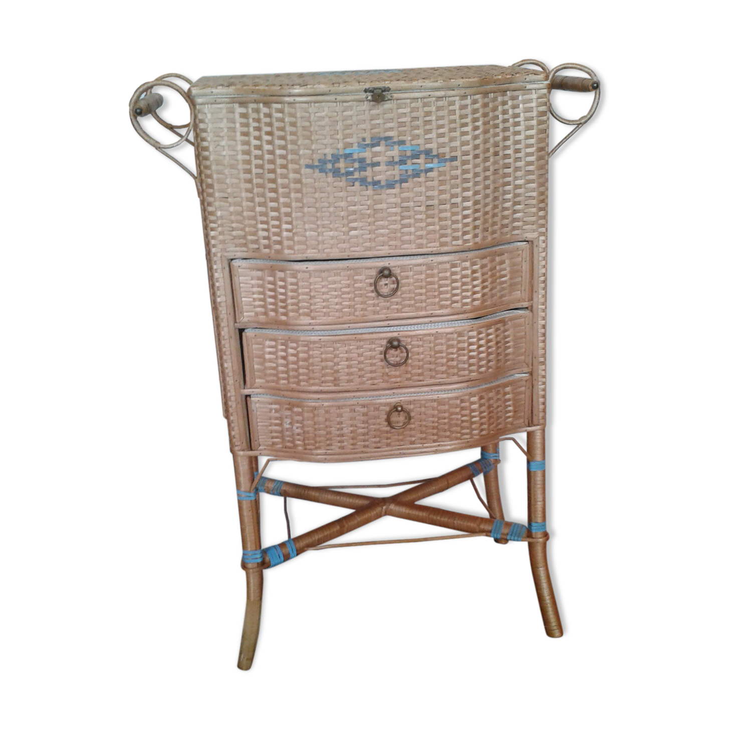 Small sewing rattan furniture
