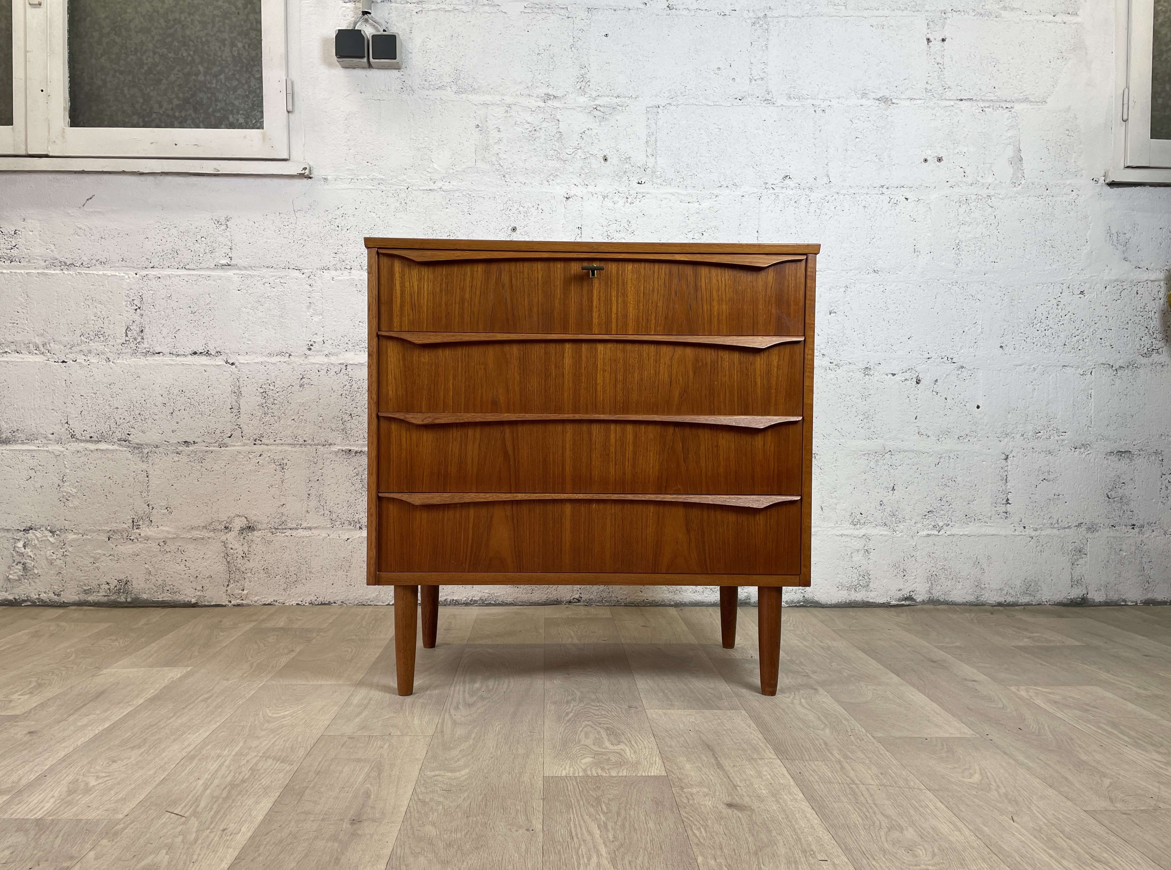 Scandinavian chest of drawers 4 vintage teak drawers, 60s
