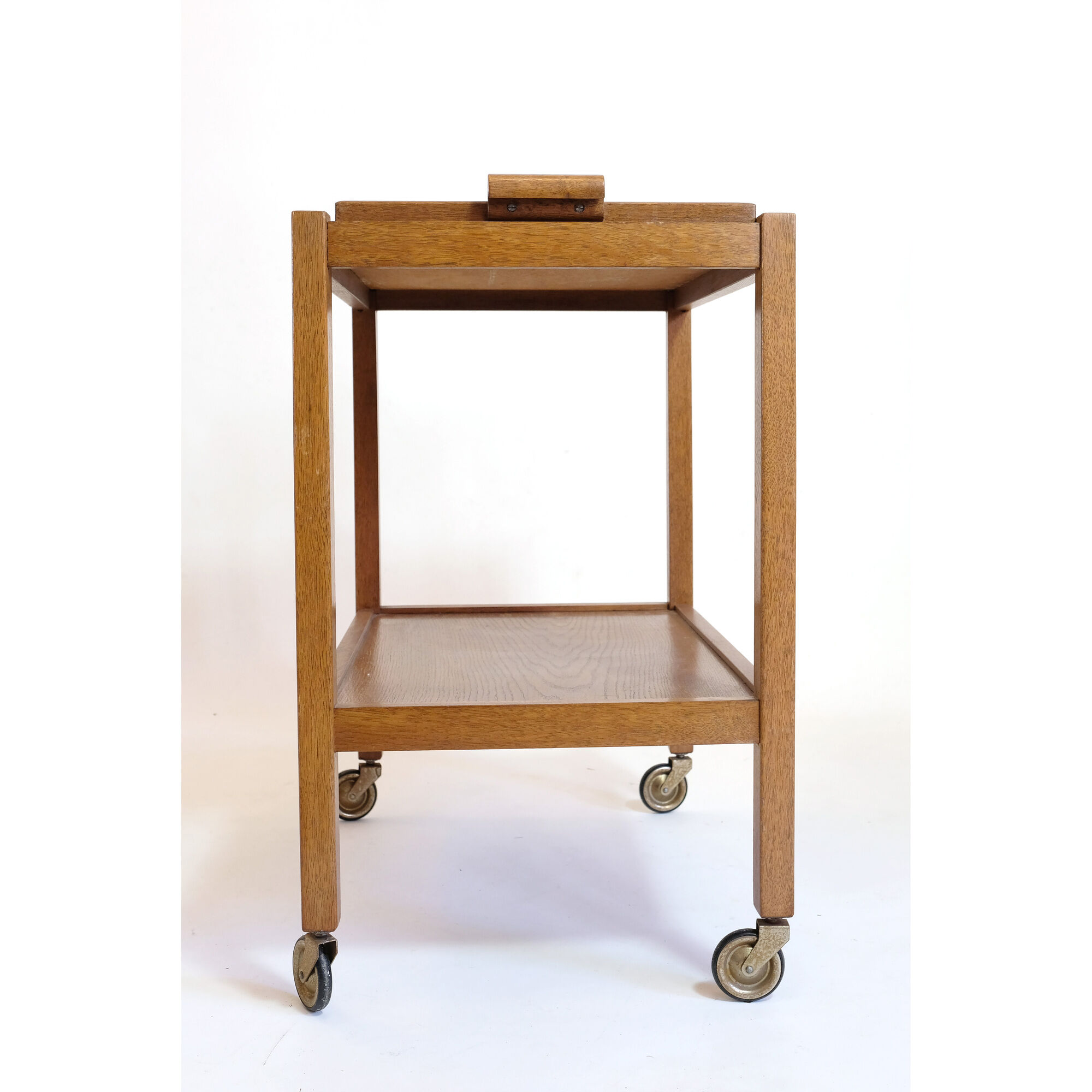 Light wood service and removable top from the 60s and 70s.