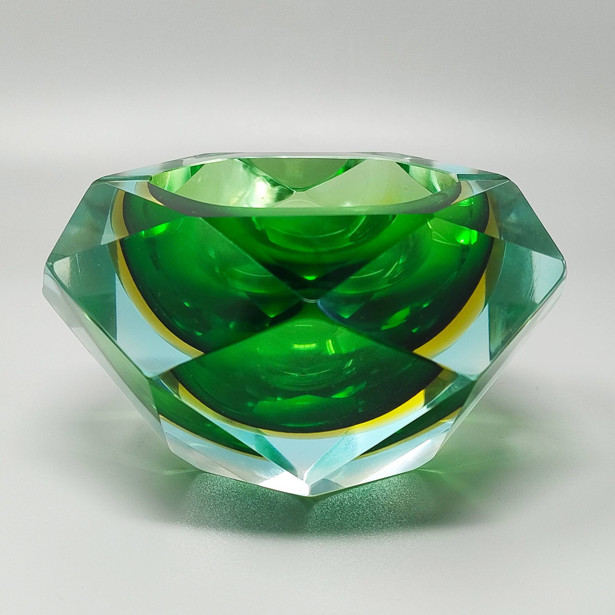1960s Stunning large green and yellow ashtray/bowl/catchall by Flavio Poli for Seguso