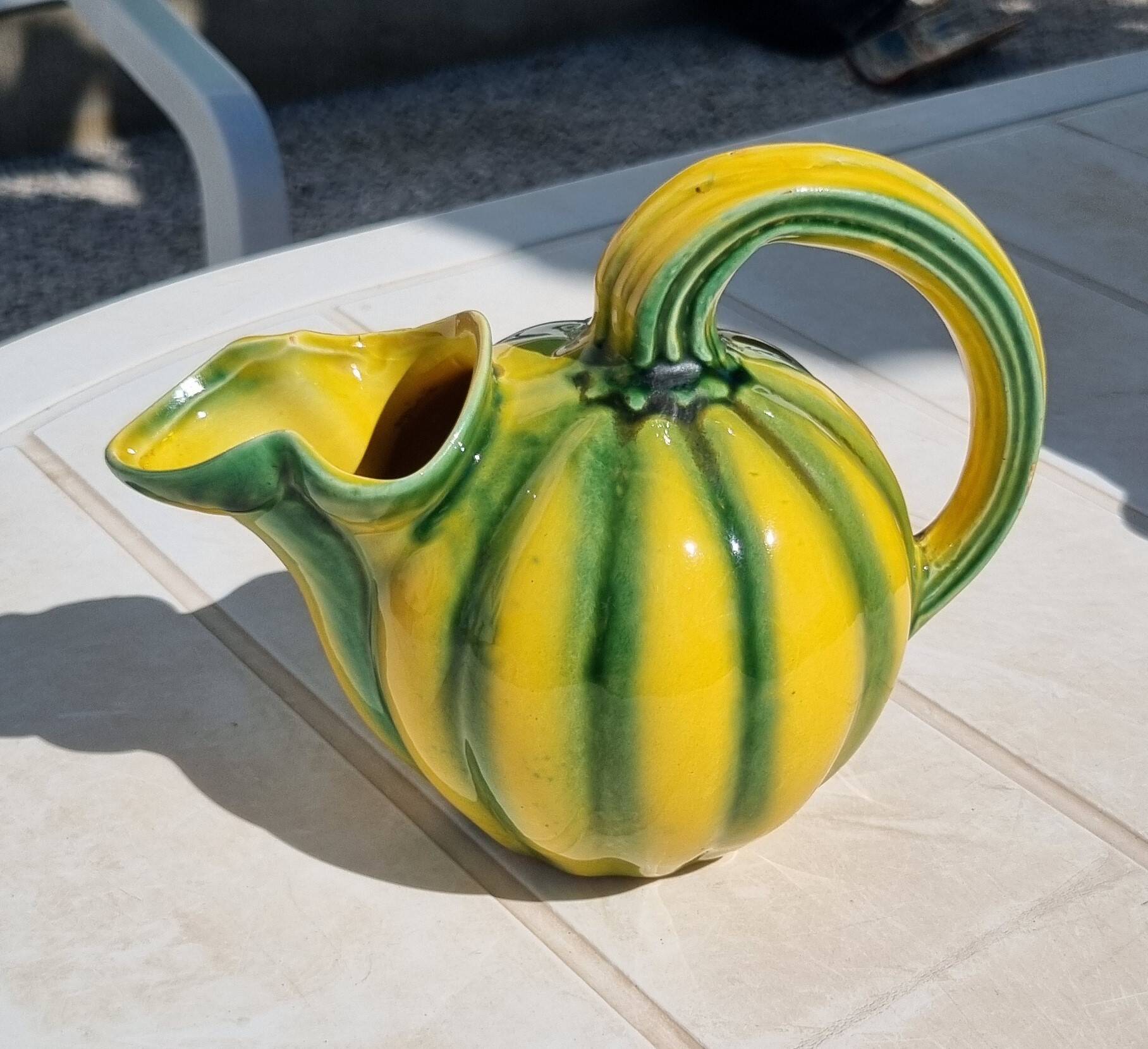 Melon pitcher barbotine 1960s