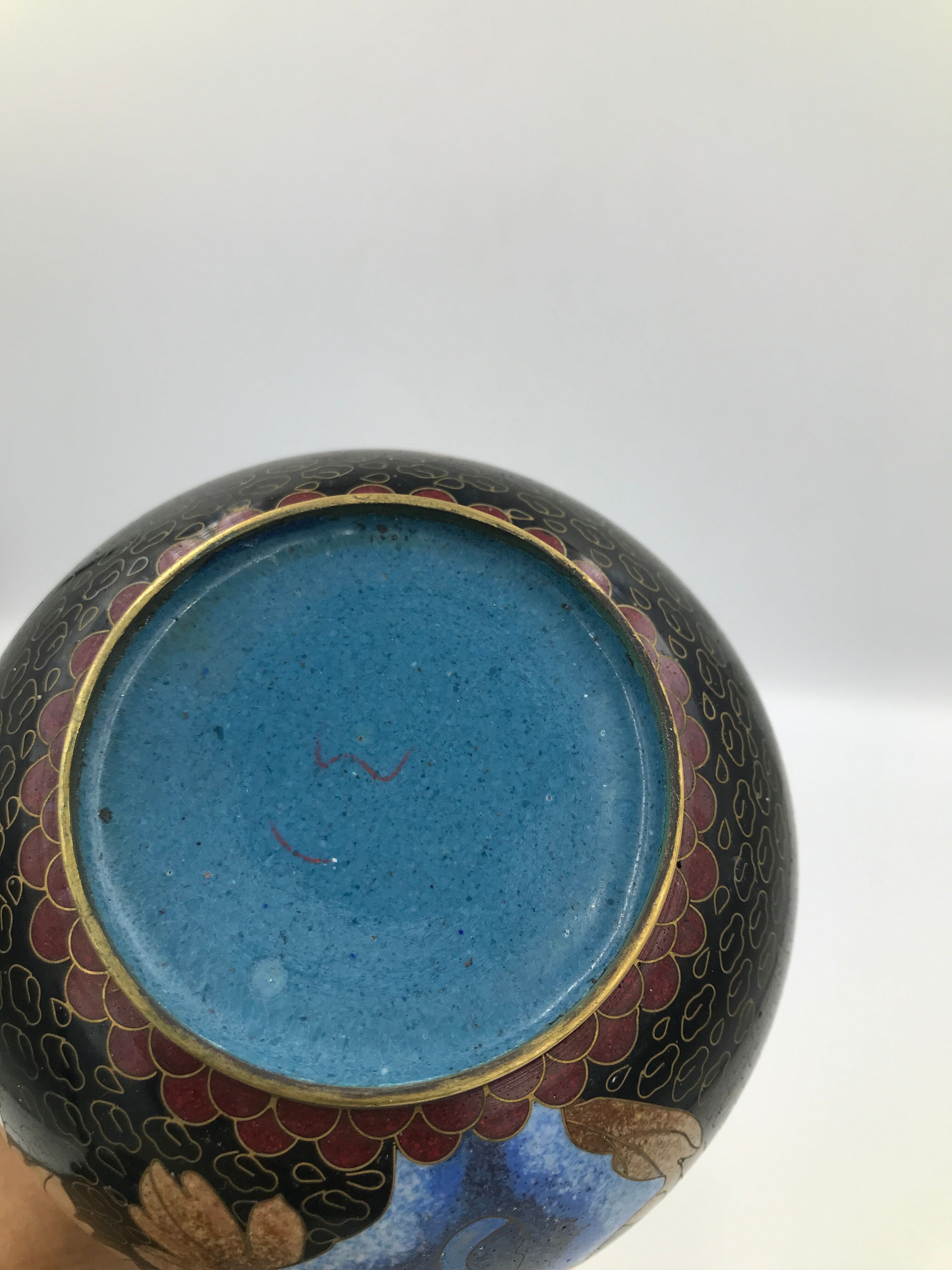 Vintage chinese vase black cloisonné