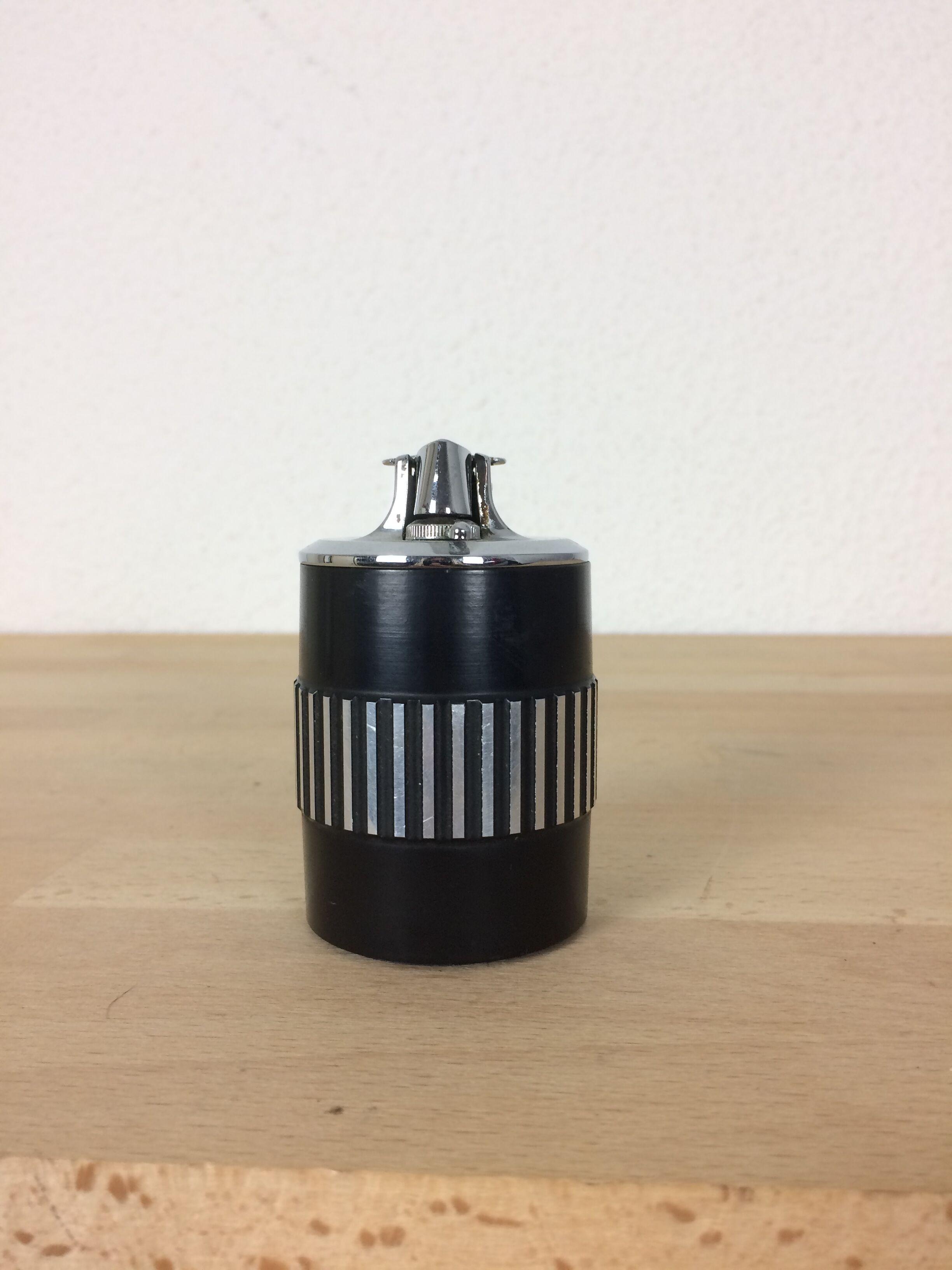 Ronson space age aluminum table lighter 70