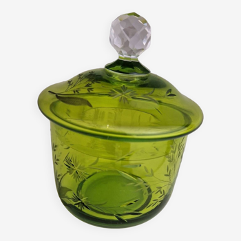 Bonbonnière verre taillé ciselé vert