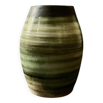 vase en céramique émaillée vert signée S