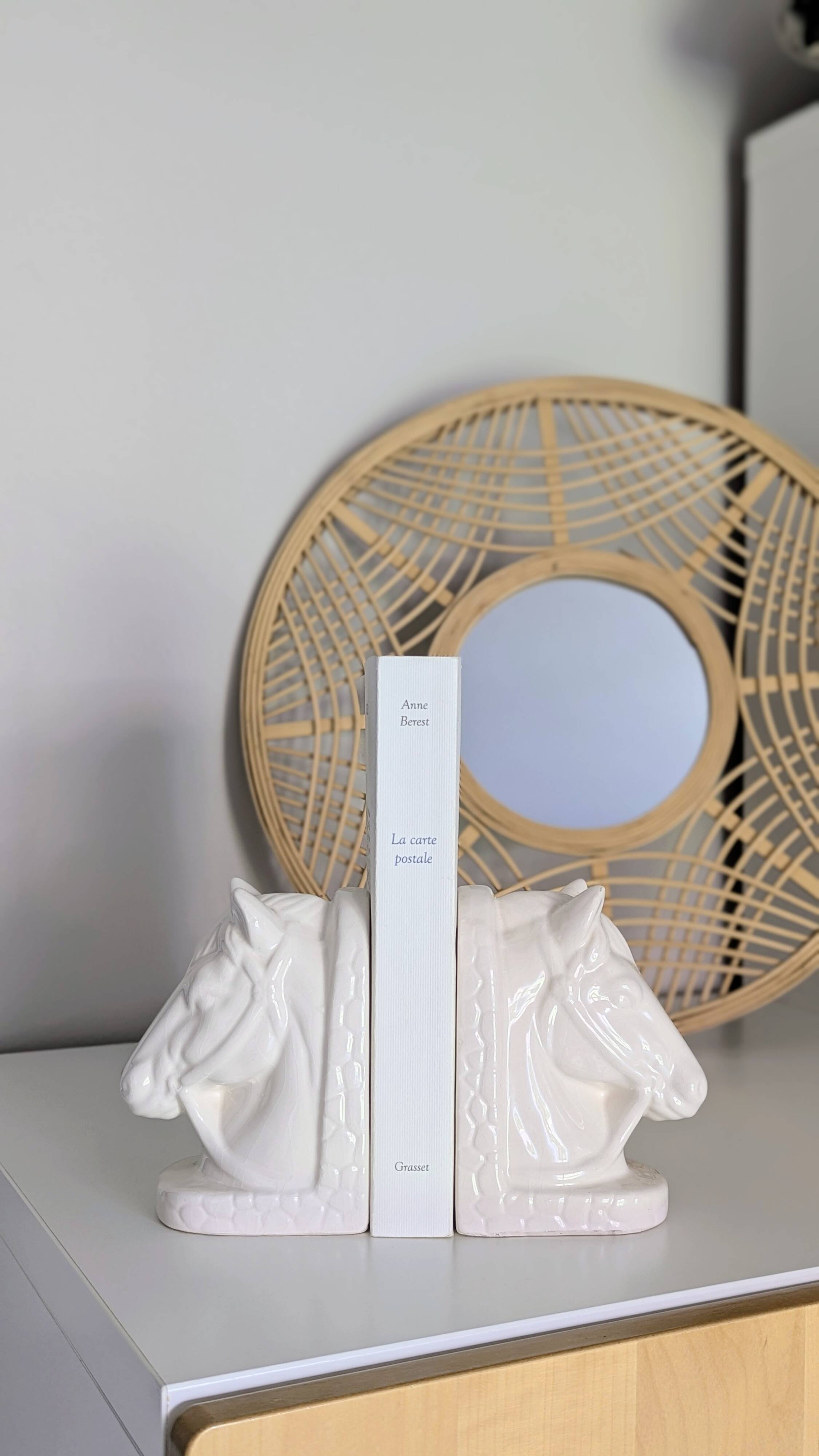 Magnificent pair of vintage ceramic bookends (D-0022)