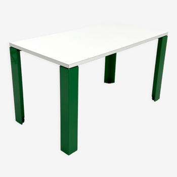 Eretteo dining table with green feet by Orni Halloween for Artemide, 1970