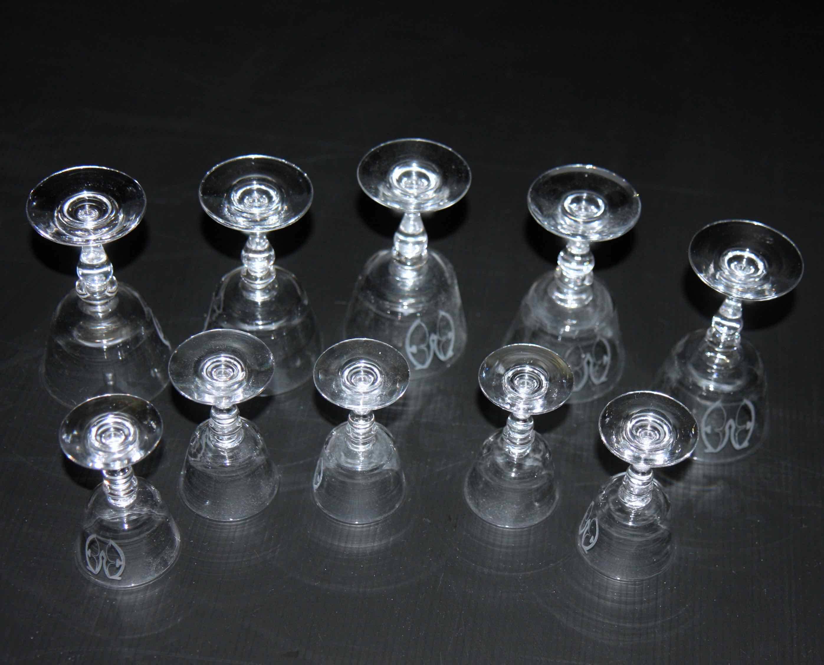 Set of 10 Art Nouveau glasses.
