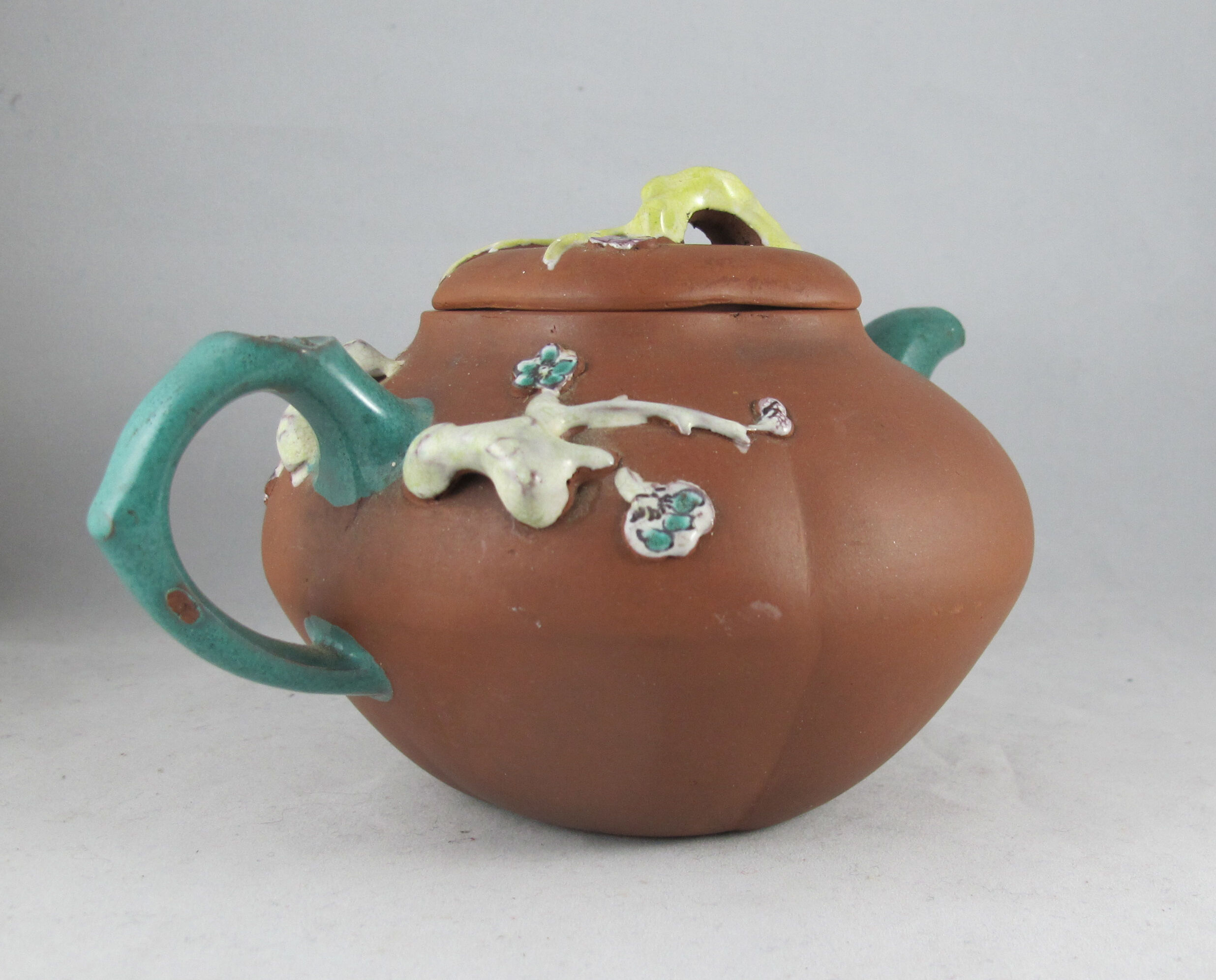 Former YI XING Chinese terracotta teapot China