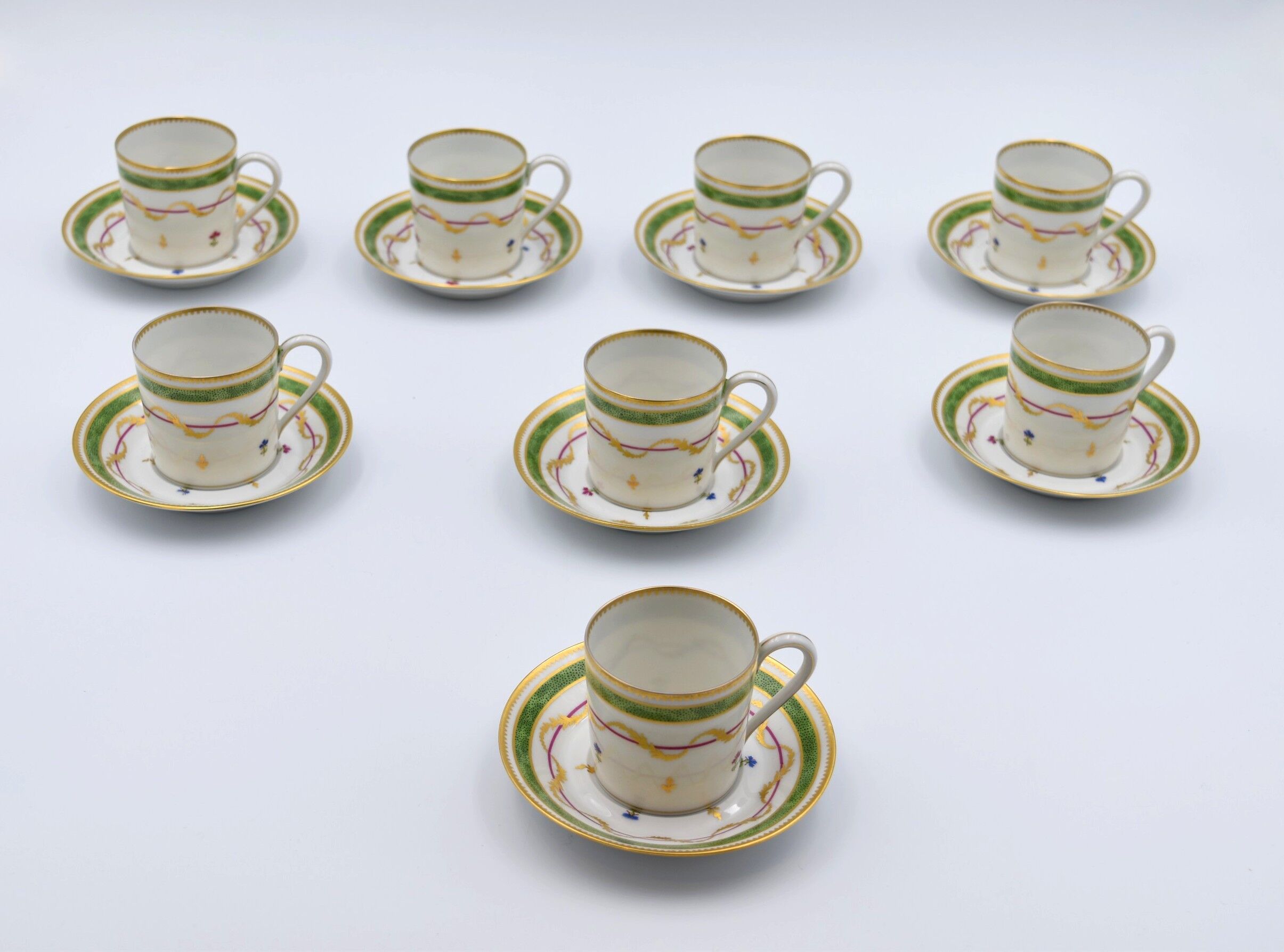 8 porcelain cups and coffee cups from Limoges Haviland Vieux Paris