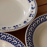 4 mismatched vintage earthenware soup plates - Camilla set