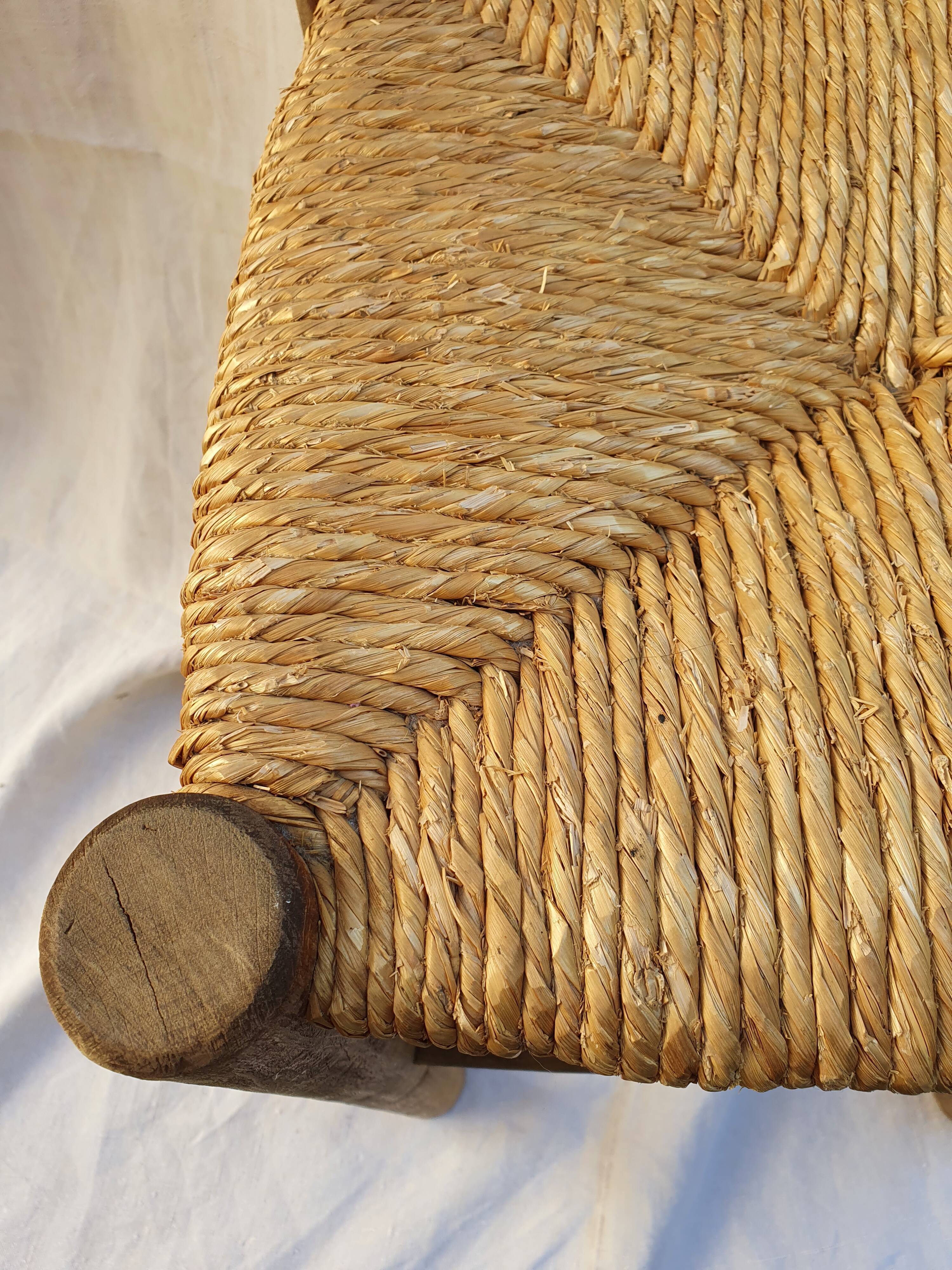 Straw and chestnut tabout