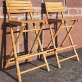 Bamboo counter or bar. (With 2 folding high chairs)