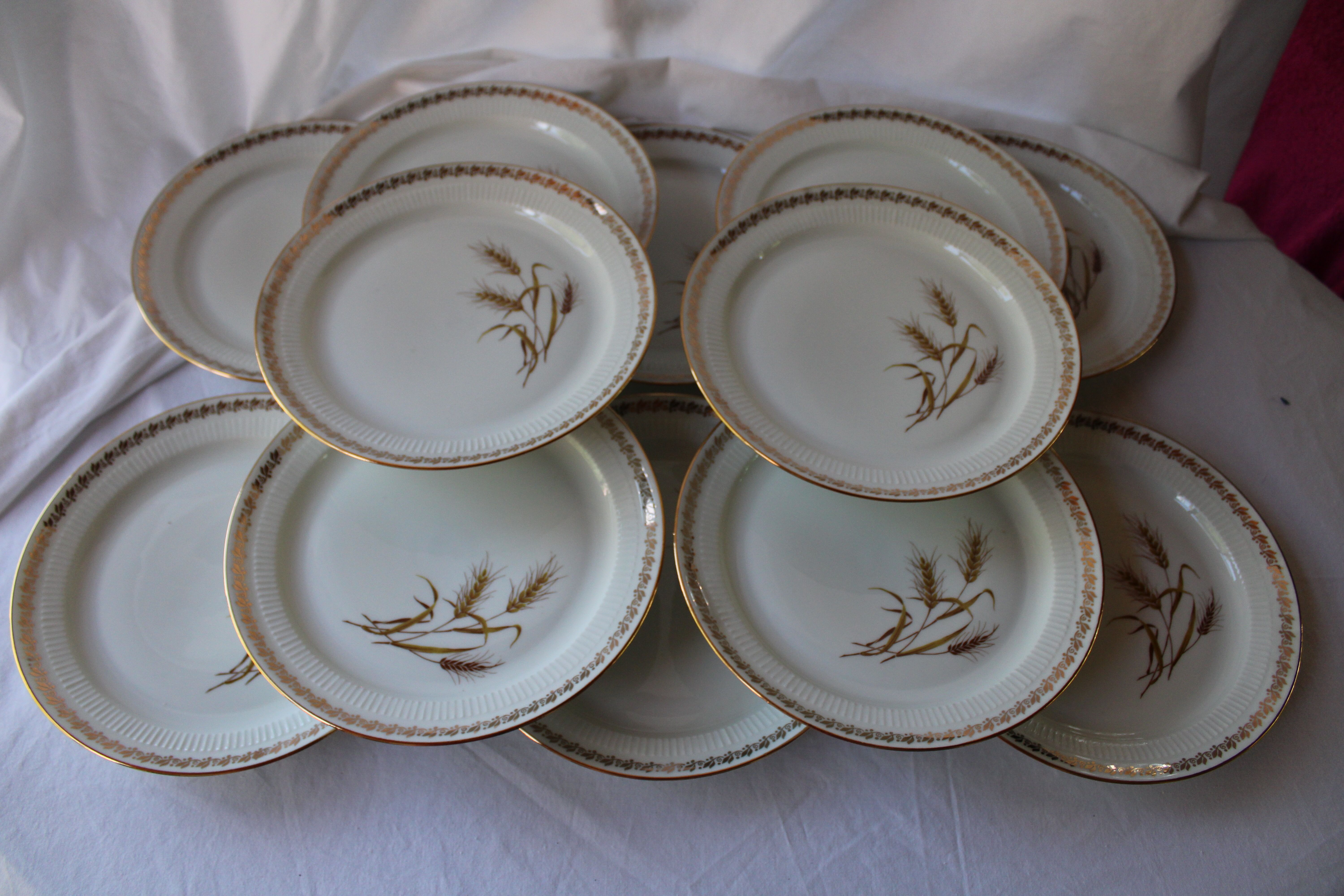 12 Wheat-patterned dessert plates - gold edged - pl -porcelaine vintage