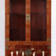 Cabinet chinois laqué rouge, décor doré & incrustations de nacre