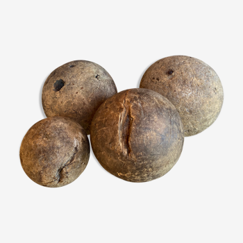 Wooden petanque balls