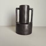Vase moderniste en céramique noire / fabrication artisanale / vintage