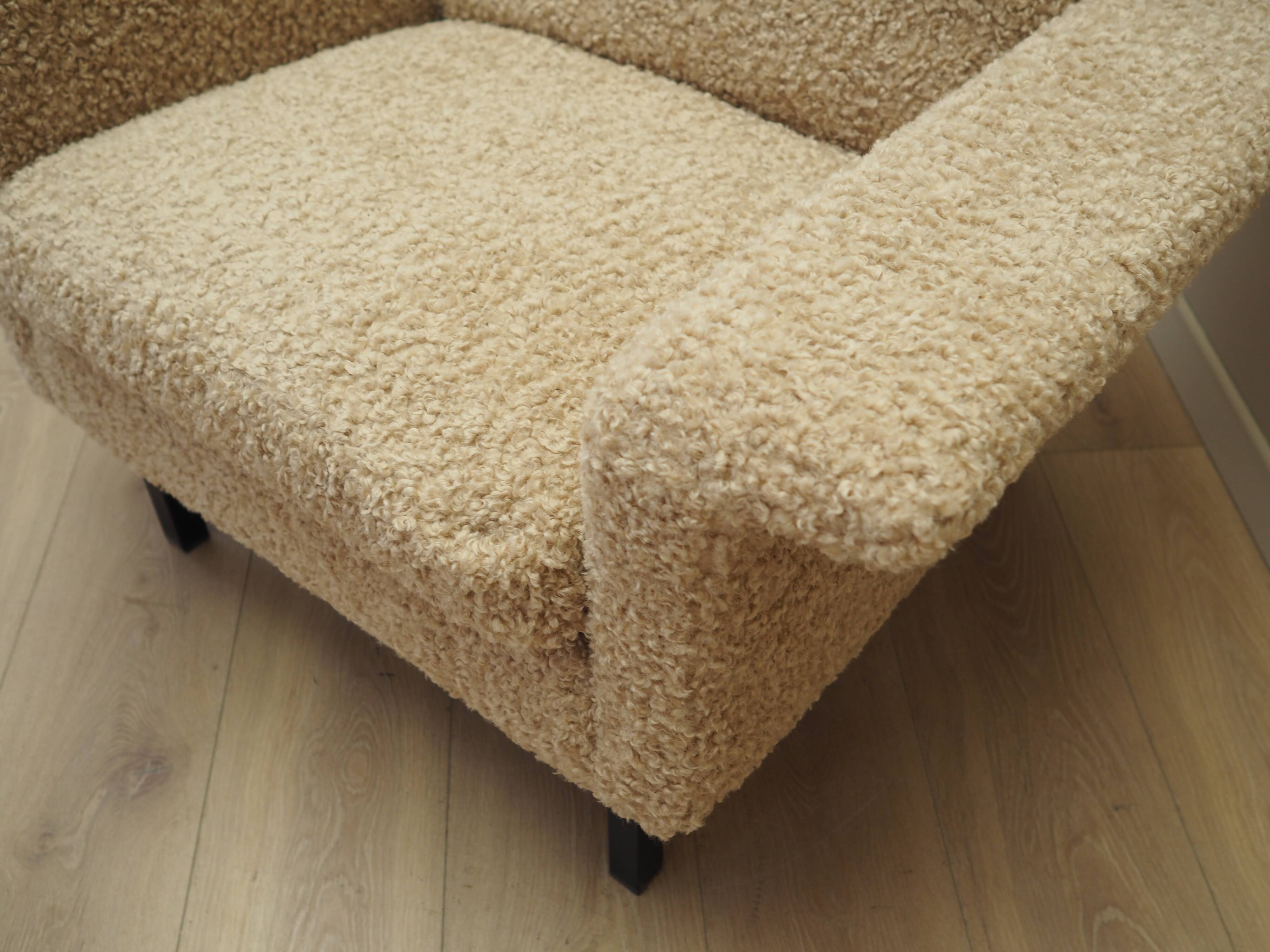 Fauteuil danois beige par Arne Vodder, années 1960