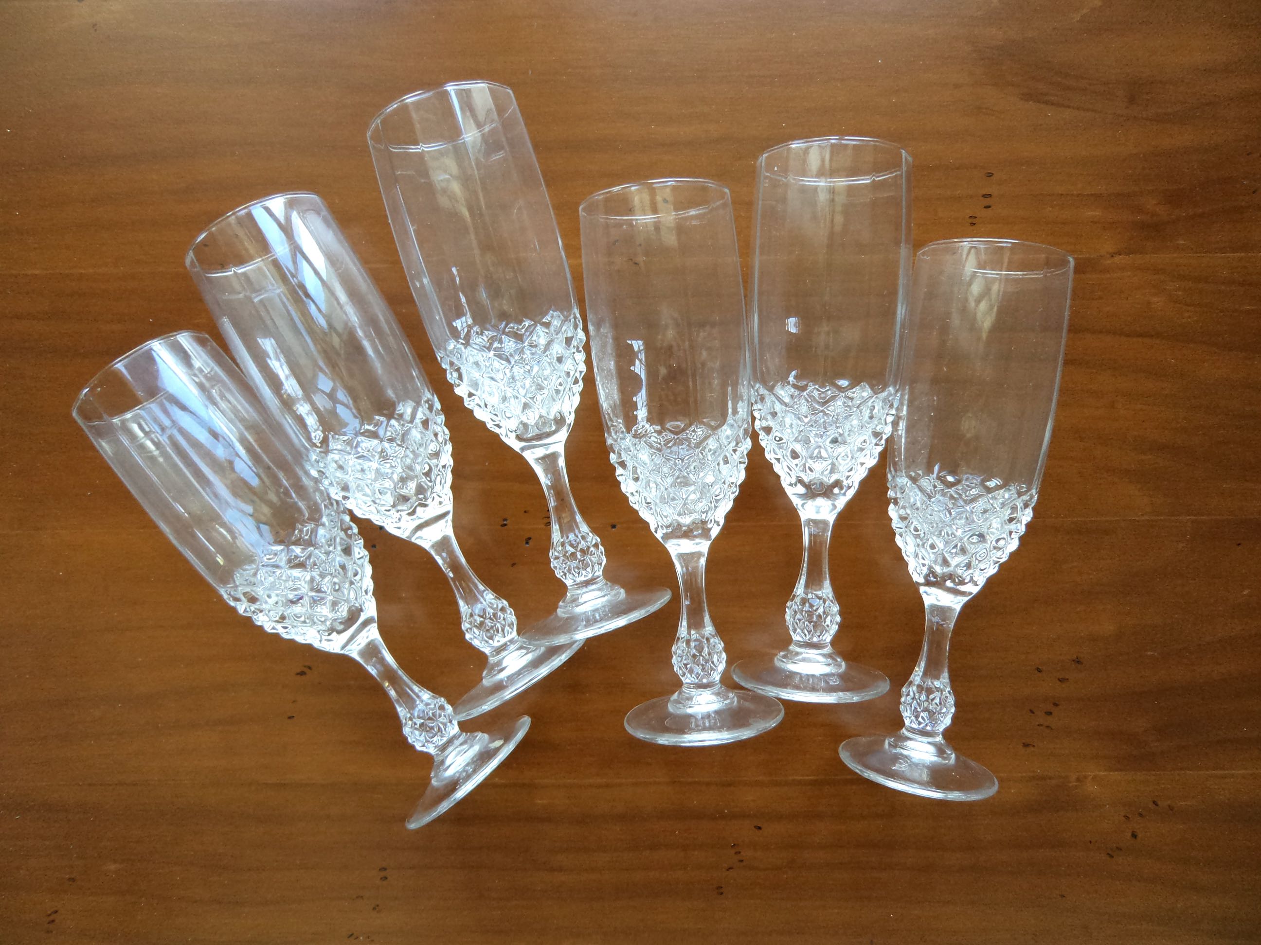 Set of 6 cut crystal champagne flutes