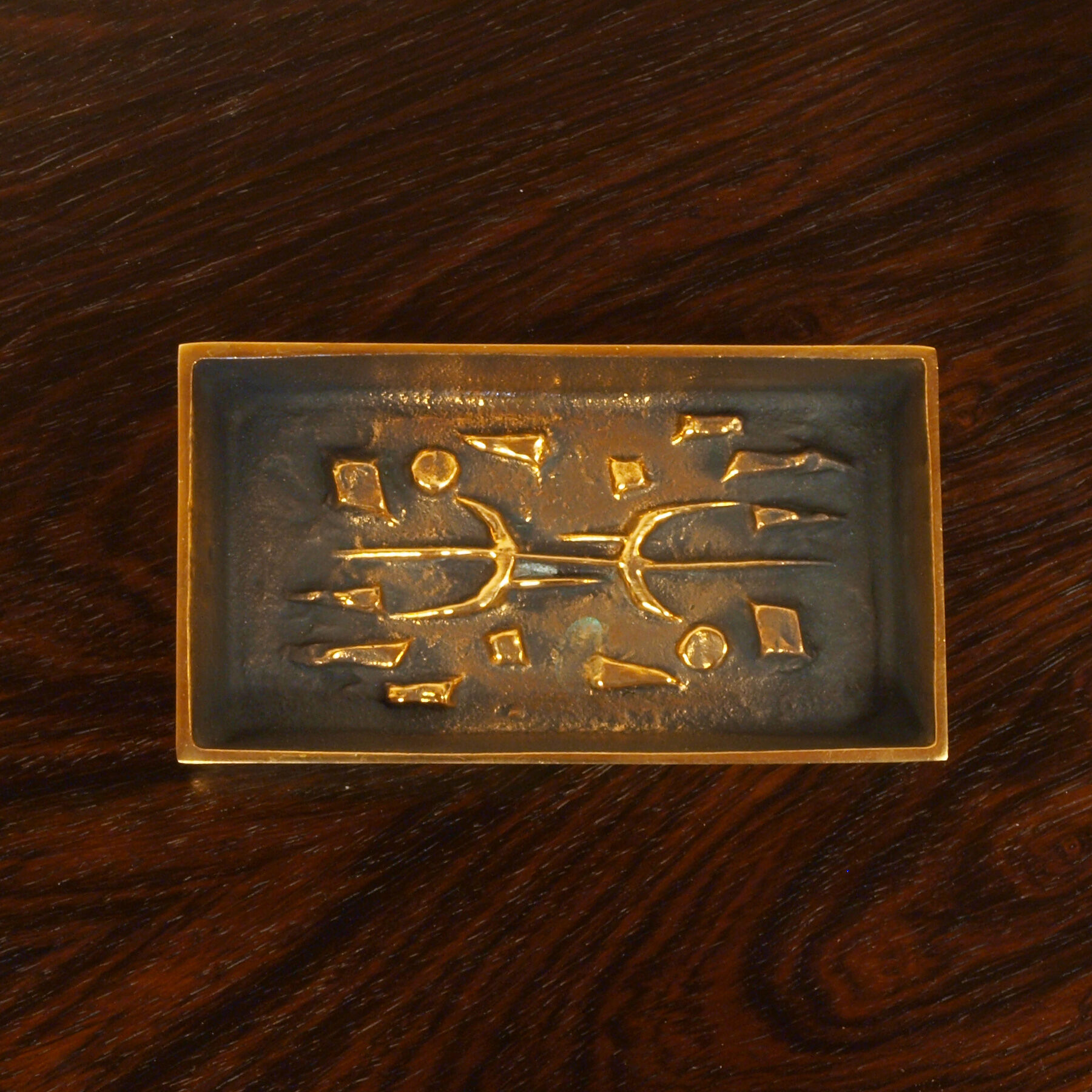 Alfieri Gardone's brutal bronze vacuum-pocket ashtray for Lauterbach