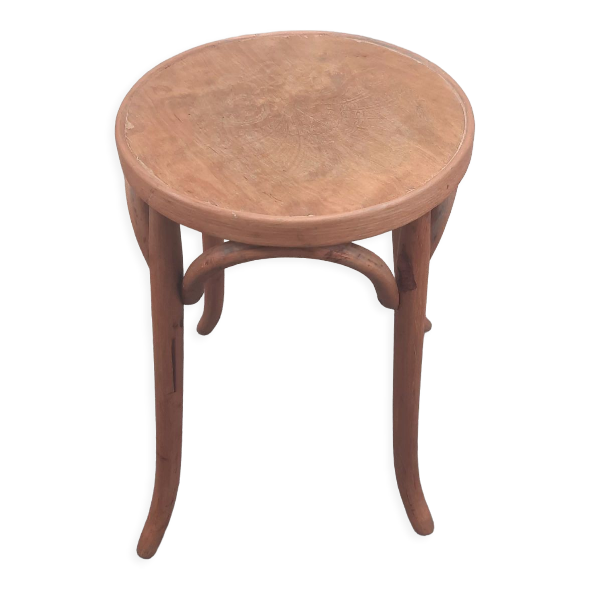 Curved mud stool