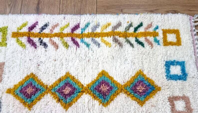Traditional handmade Moroccan rug 200cm x 300cm