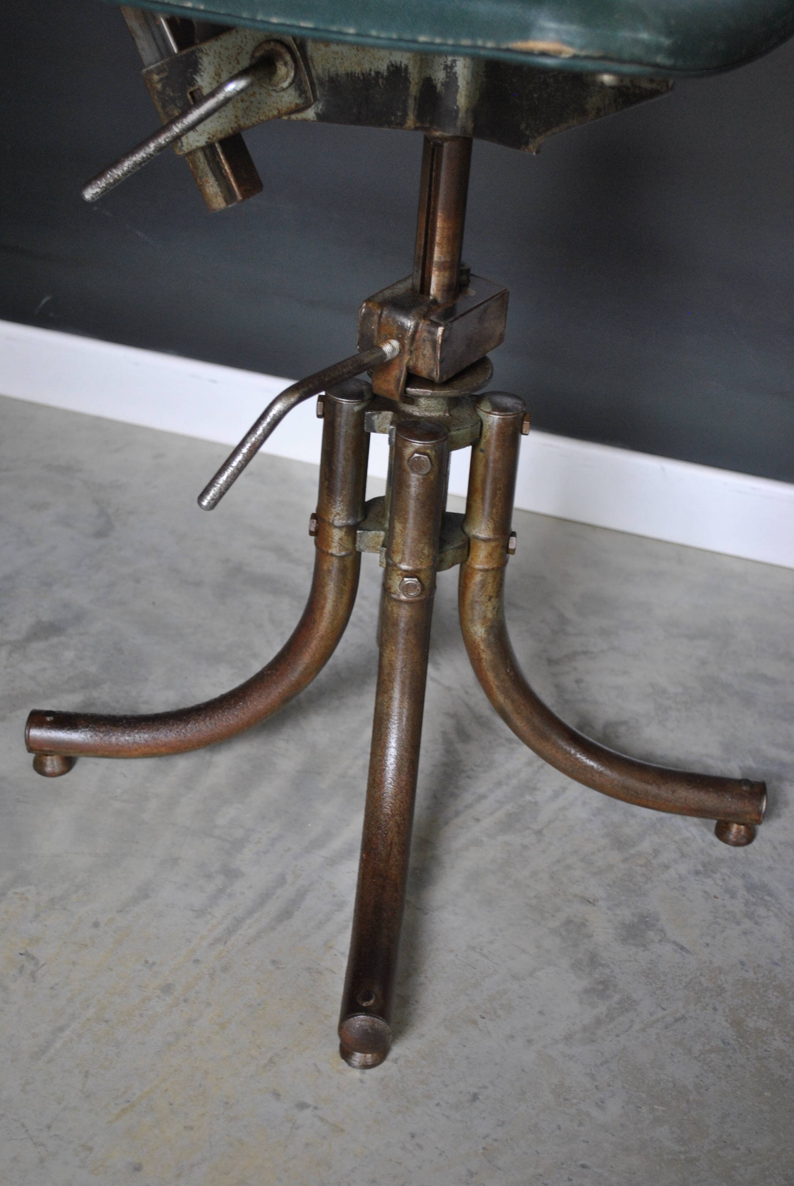 Chair industrial workshop Bienaise 1950