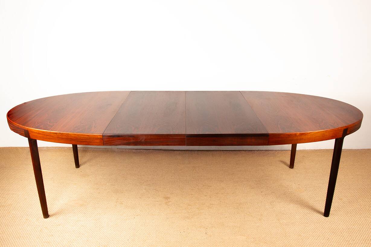 Table de repas, ovale, extensible, Danoise, Palissandre, Harry Ostergaard.