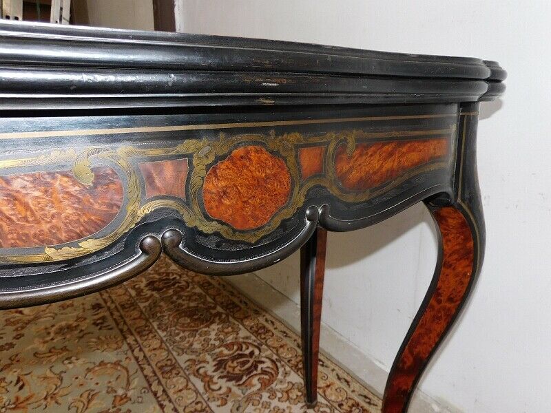 Napoleon III game table