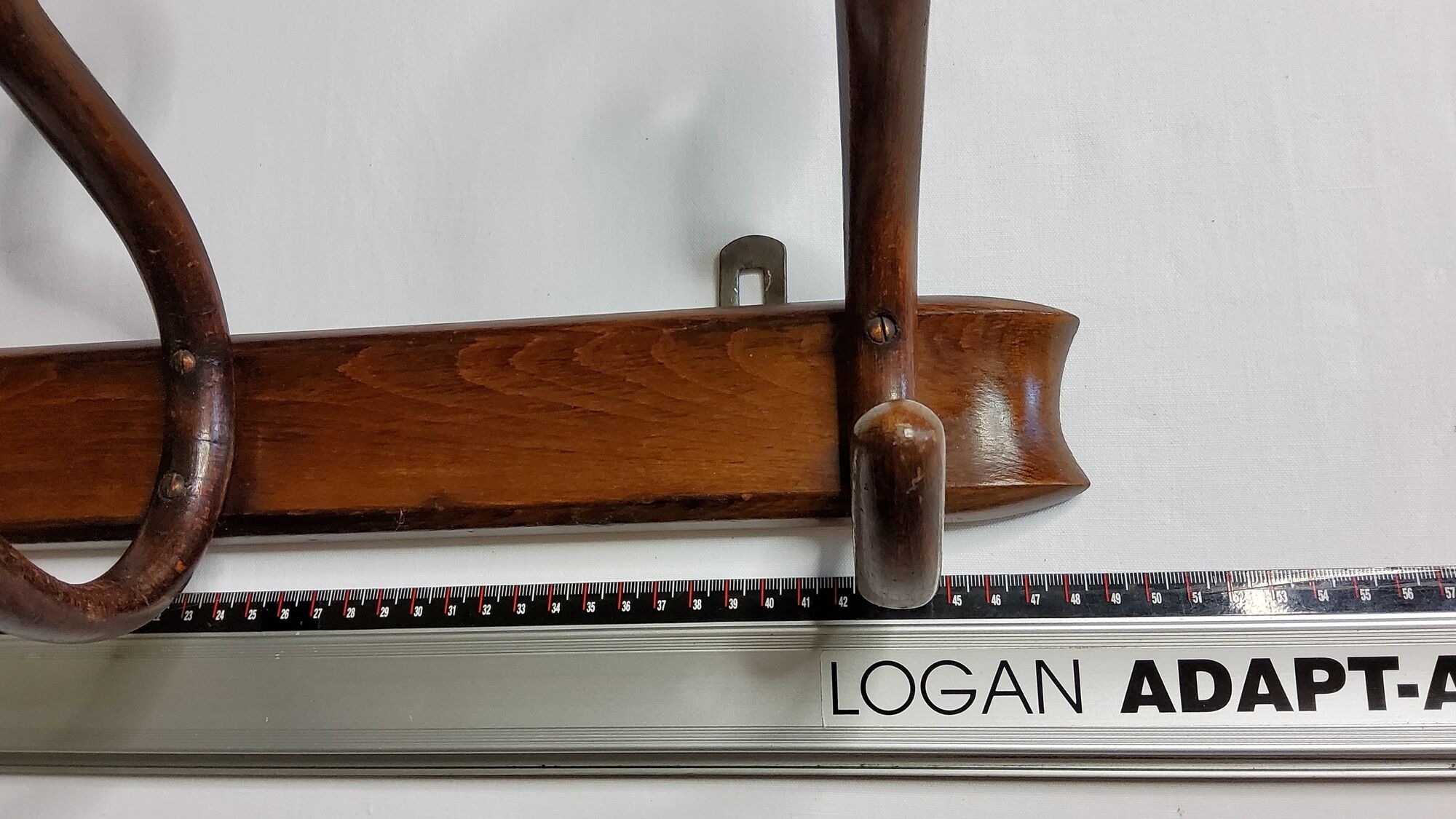 Coat rack in curved wood 1900, Michael Thonet, signed, 3 hooks