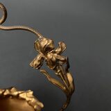 Golden metal basket Napoleon III 19th century foliage decoration religious medallion