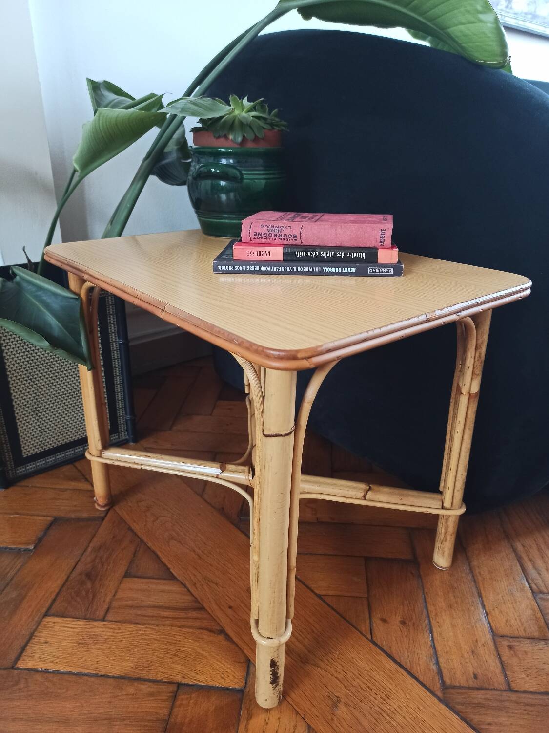 Table d'appoint vintage en rotin et bambou