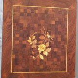 4 pull-out tables, marquetry trays