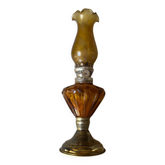 Oil lamp