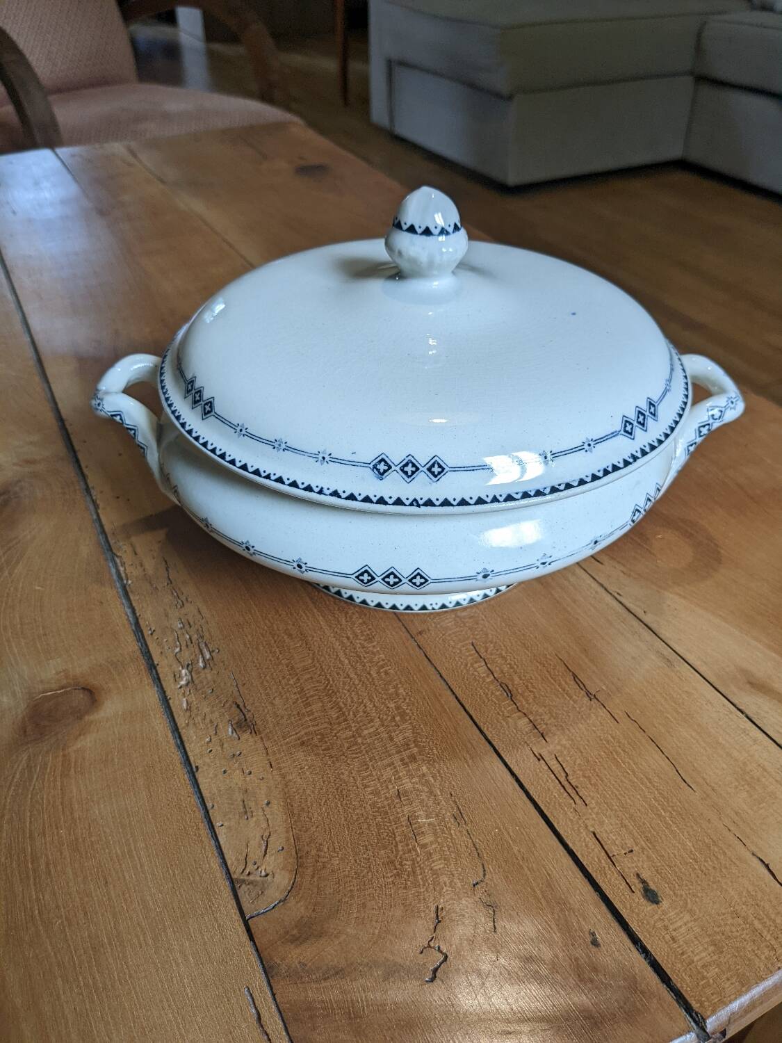 Russia Gien Soup Tureen