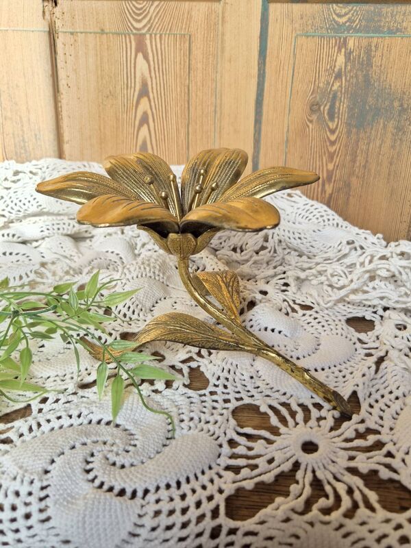 Vintage Cendrier fleur de lotus en laiton