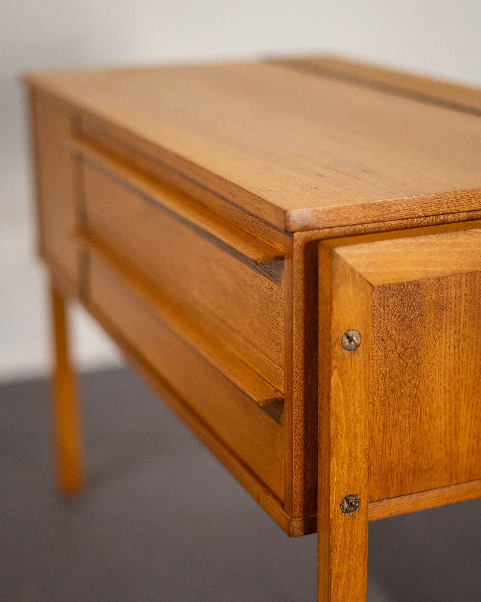 Horn Moebel sewing box long