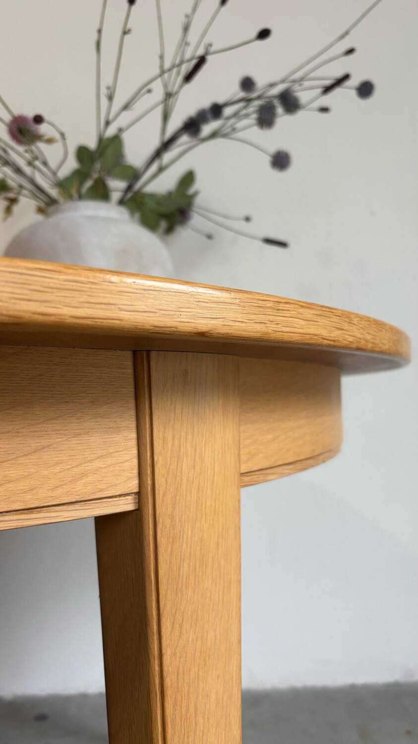 Vintage extendable round dining table Omann Jun