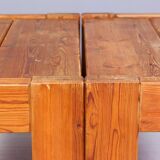 Paire de tables d'appoint en pin massif Suède 1970s