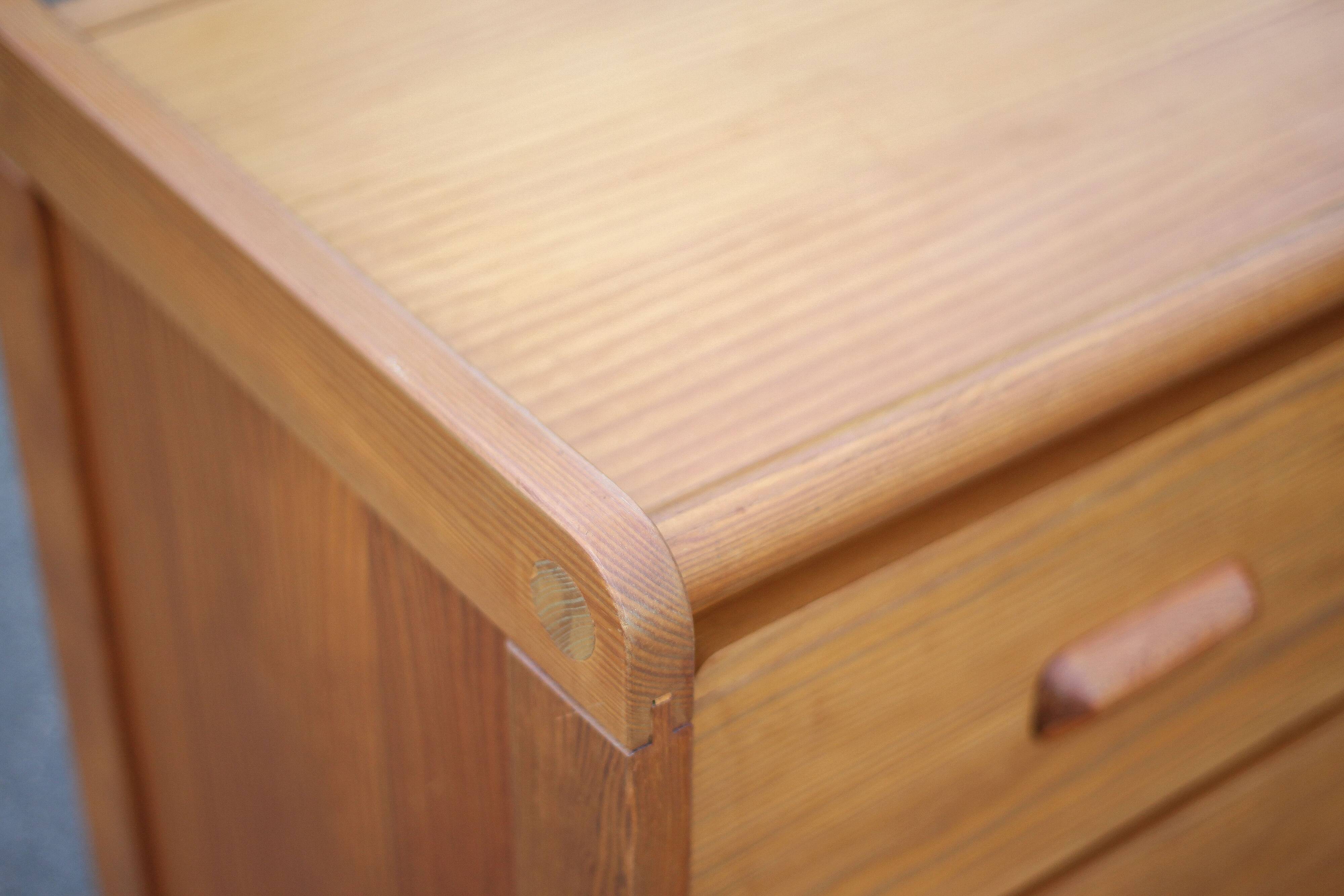 Vintage chest of drawers, pine assembly chest of drawers, Gautier chest of drawers, storage furniture, wooden furniture