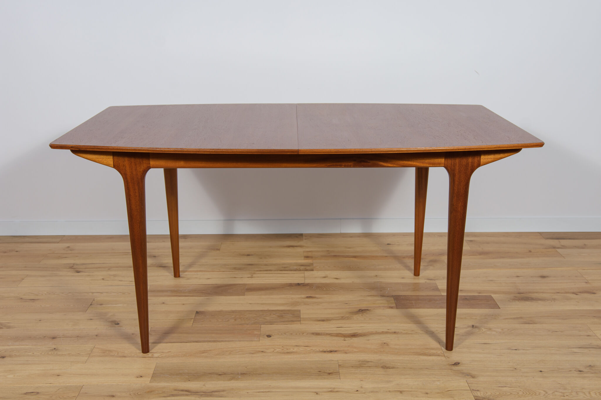 Mid-century teak extendable dining table from Mcintosh, 1960s