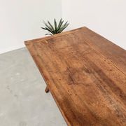 Table, drapière en noyer, XIXème s.