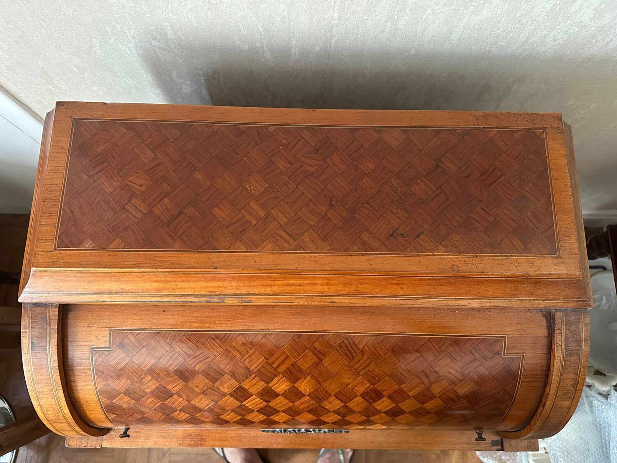 Cylindrical desk in cubic marquetry Louis XVI style late 19th, early 20th century